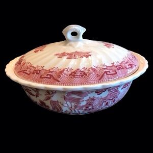Wessex Willow Red and White Lidded Ceramic Bowl